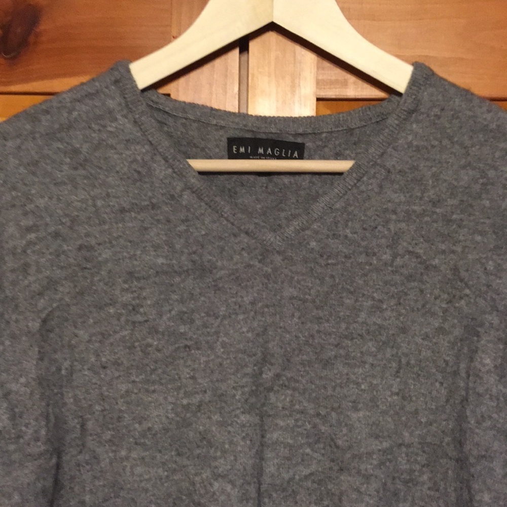 Cashmere sweater, gray